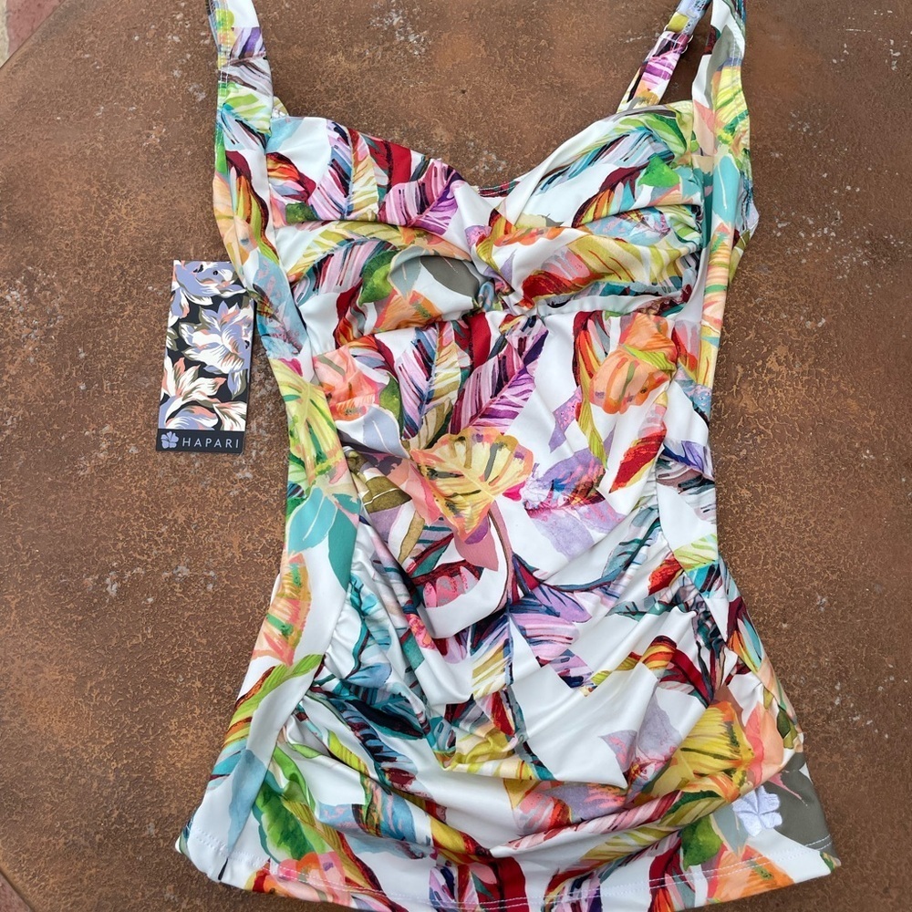 NWT Harpari floral swim tank sz s